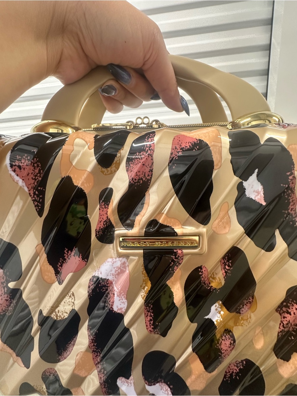 Marcy McKenna Gold Pattern Travel Case and Mini Case - Picture 12 of 14